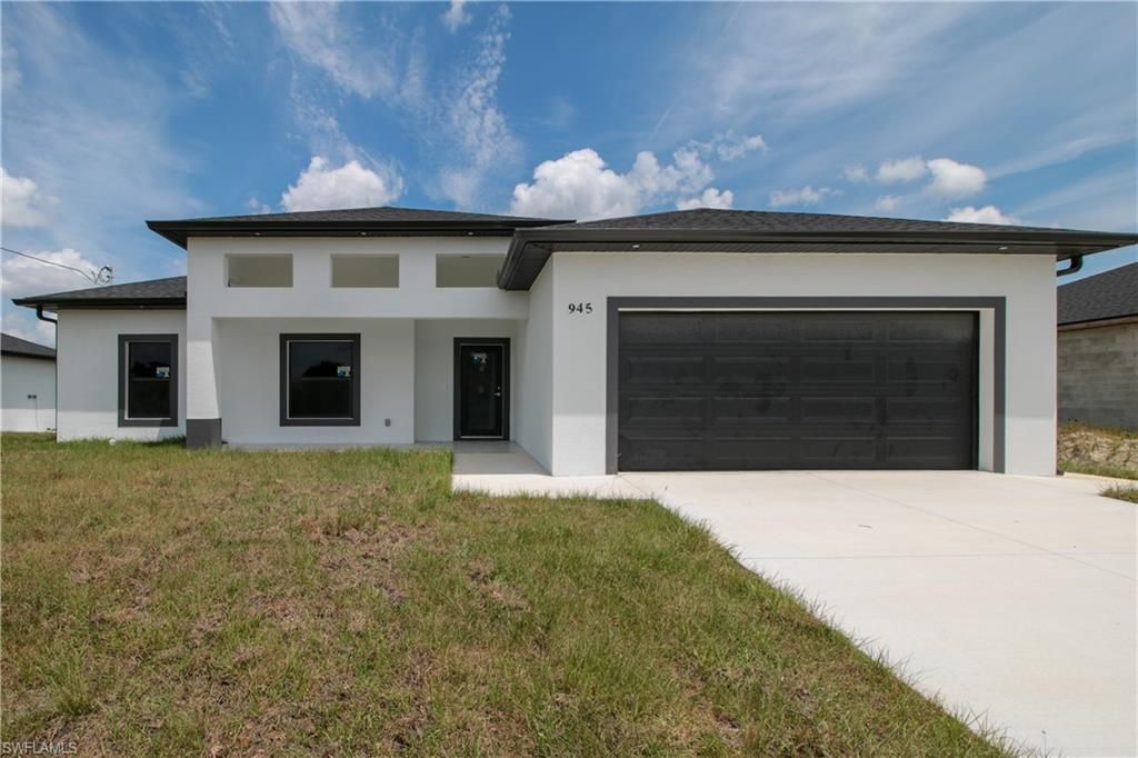 943 Commodore ST, LEHIGH ACRES, FL 33974 — photo 4