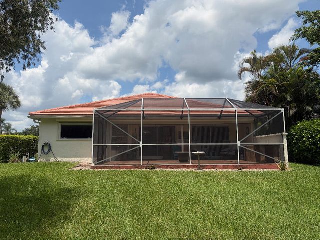 1551 S CLUB Drive, Wellington, FL 33414