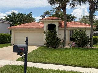 1551 S CLUB Drive, Wellington, FL 33414