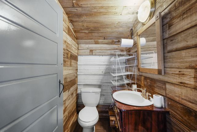 553 Madison 6615, Huntsville, AR 72740