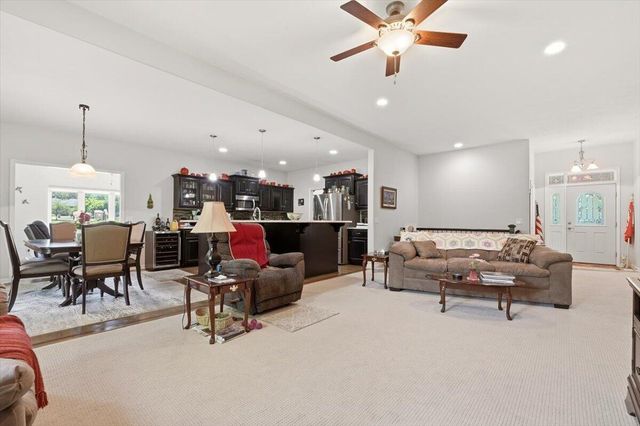 205 N MILLARD Street, Council Bluffs, IA 51503