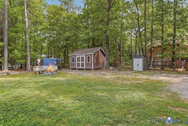 4013 Litchfield Dr, Chesterfield, VA 23832