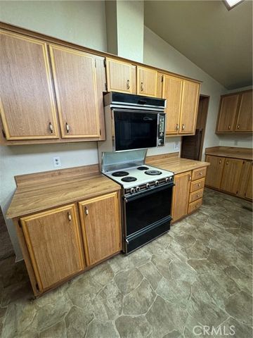 2230 Lake Park 224, San Jacinto, CA 92583