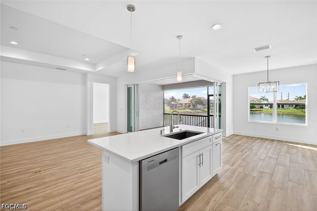 8613 Banyan Bay BLVD, Fort Myers, FL 33908