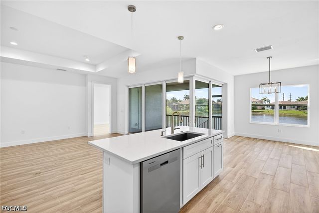 8613 Banyan Bay BLVD, Fort Myers, FL 33908