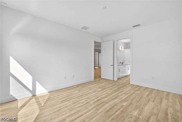 8613 Banyan Bay BLVD, Fort Myers, FL 33908