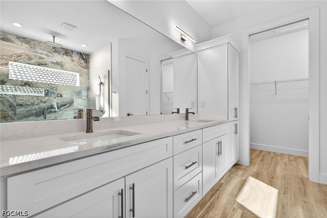 8613 Banyan Bay BLVD, Fort Myers, FL 33908