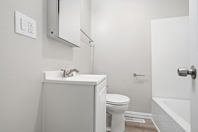 3050 W 39th Place, Gary, IN 46408