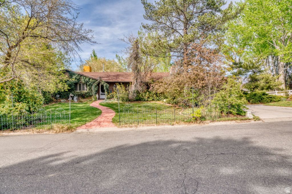 1467 E PIMLICO PL, Sandy, UT 84092