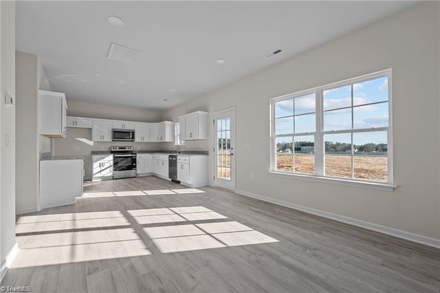166 Cherry Lane, Clemmons, NC 27012