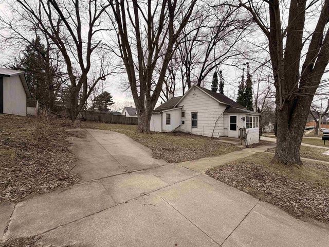 431 E South Street, Richland Center, WI 53581