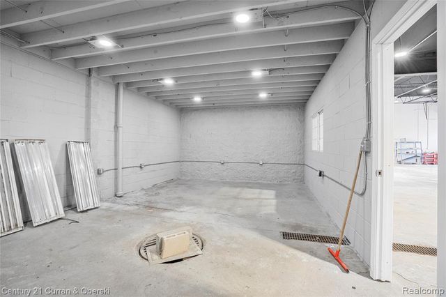 3445 Mildred Street, Wayne, MI 48184