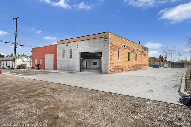 3445 Mildred Street, Wayne, MI 48184