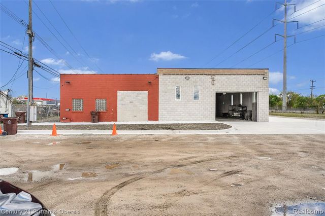 3445 Mildred Street, Wayne, MI 48184