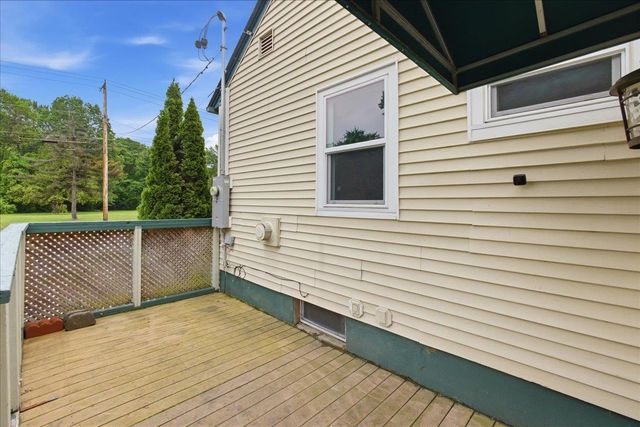 109 Airport Parkway, South Burlington, VT 05403