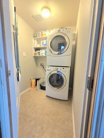 217 Cedar Crest Drive, Justin, TX 76247