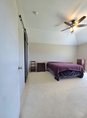 217 Cedar Crest Drive, Justin, TX 76247