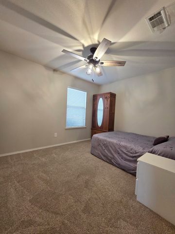 217 Cedar Crest Drive, Justin, TX 76247