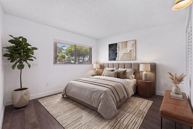 8415 SW 107th Avenue 143W, Miami, FL 33173