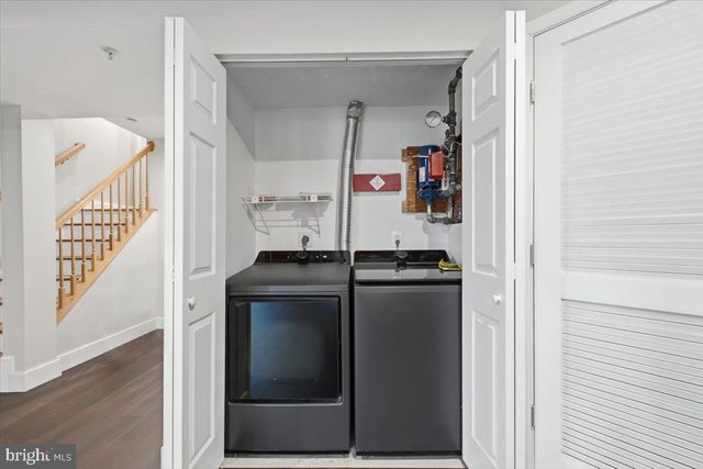 43092 FRANCIS SQ, Chantilly, VA 20152