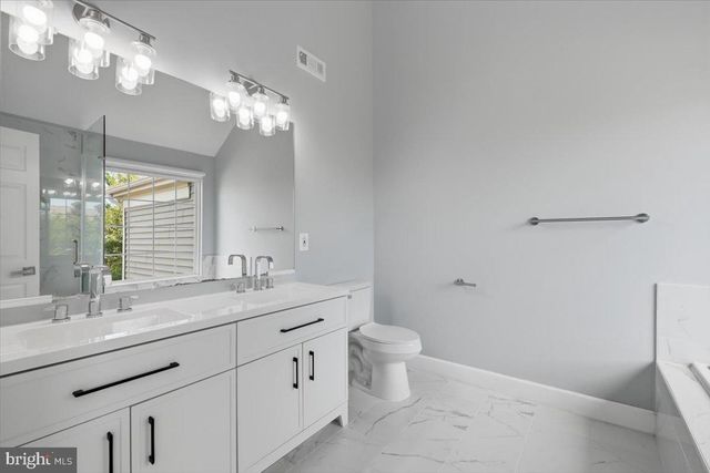 43092 FRANCIS SQ, Chantilly, VA 20152