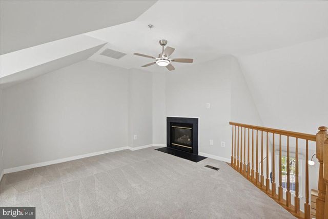 43092 FRANCIS SQ, Chantilly, VA 20152