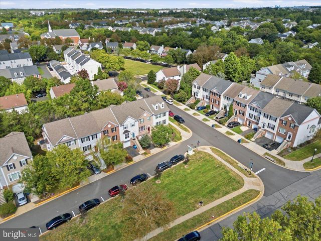 43092 FRANCIS SQ, Chantilly, VA 20152