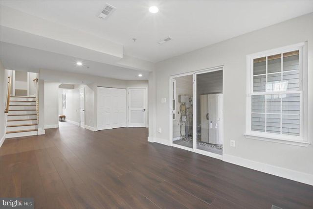 43092 FRANCIS SQ, Chantilly, VA 20152