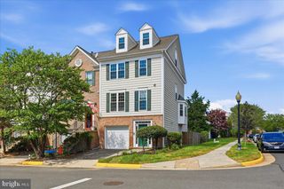 43092 FRANCIS SQ, Chantilly, VA 20152