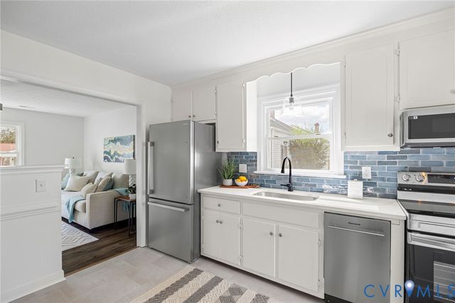 16 N Elm Ave, Highland Springs, VA 23075