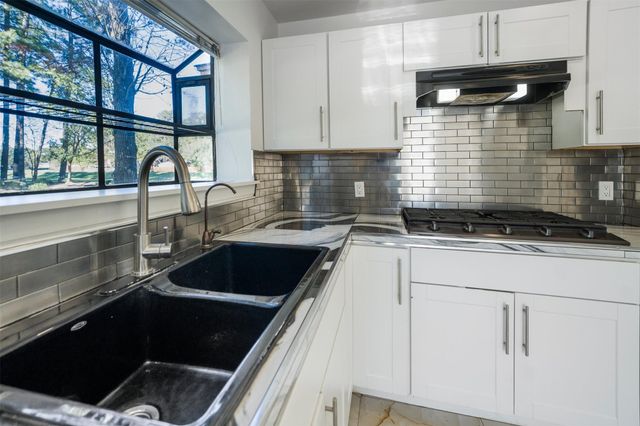 3203 Golden Willow Drive, Houston, TX 77339