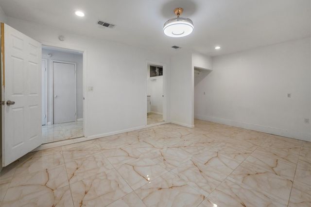 3203 Golden Willow Drive, Houston, TX 77339