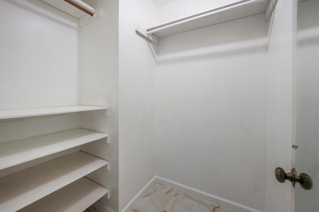 3203 Golden Willow Drive, Houston, TX 77339