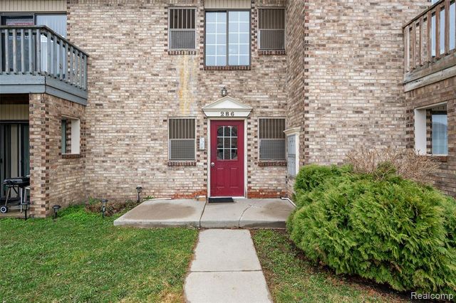 286 E 13 Mile Road, Madison Heights, MI 48071