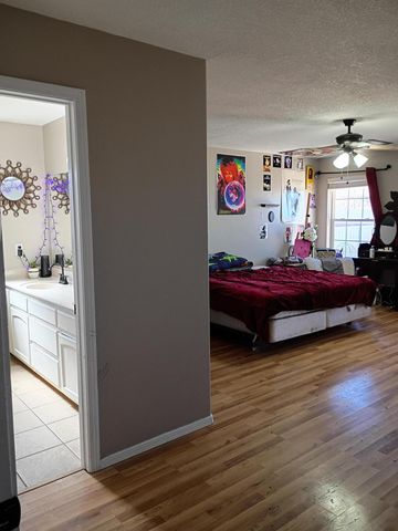 1415 Vista Hill Loop, Los Lunas, NM 87031