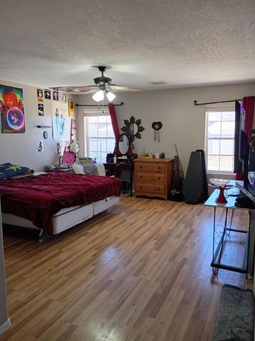 1415 Vista Hill Loop, Los Lunas, NM 87031