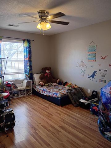 1415 Vista Hill Loop, Los Lunas, NM 87031