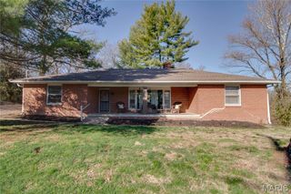 8010 Davis Lane, Godfrey, IL 62035