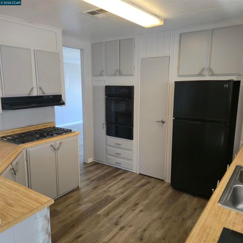 16401 San Pablo Ave, San Pablo, CA 94806