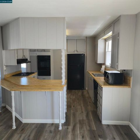 16401 San Pablo Ave, San Pablo, CA 94806