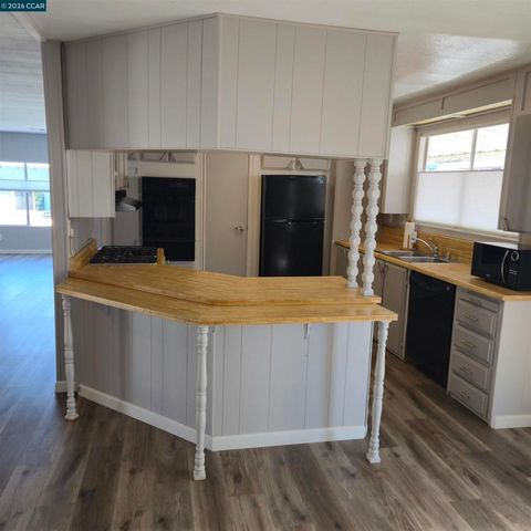 16401 San Pablo Ave, San Pablo, CA 94806