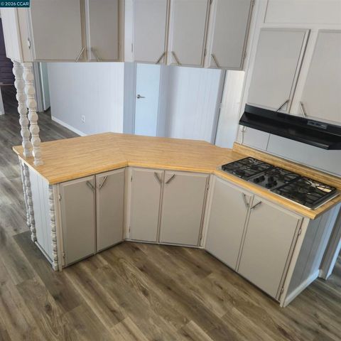 16401 San Pablo Ave, San Pablo, CA 94806