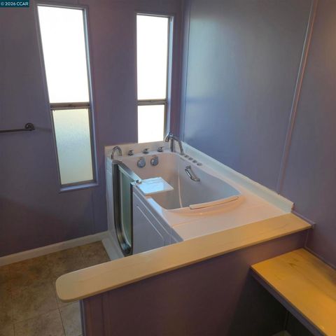 16401 San Pablo Ave, San Pablo, CA 94806