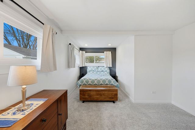 2412 N West Brook Road, Elmwood Park, IL 60707