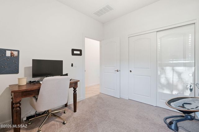 7782 S Golden Bell Drive, Tucson, AZ 85747