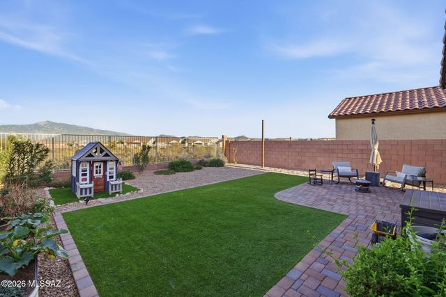 7782 S Golden Bell Drive, Tucson, AZ 85747