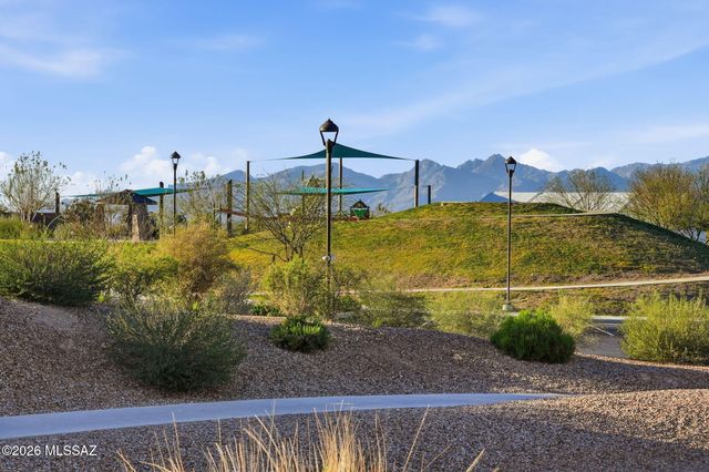 7782 S Golden Bell Drive, Tucson, AZ 85747