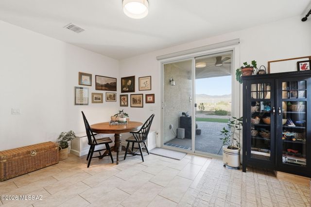 7782 S Golden Bell Drive, Tucson, AZ 85747