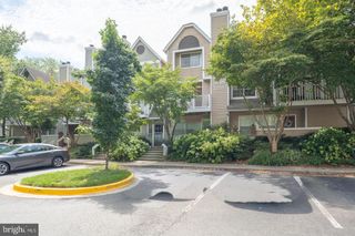 5705 CHAPMAN MILL DR #110, Rockville, MD 20852