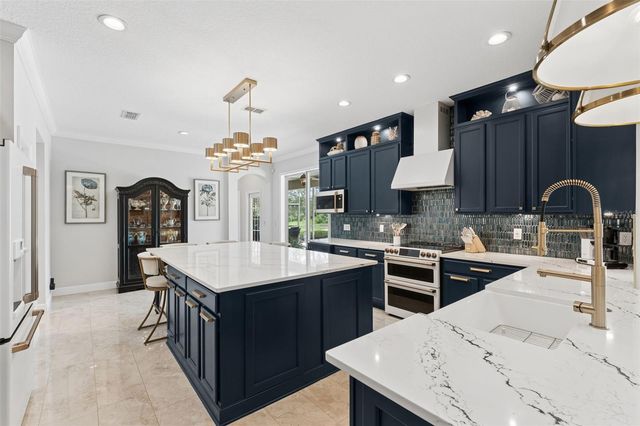 626 ENGLISH LAKE DRIVE, Winter Garden, FL 34787